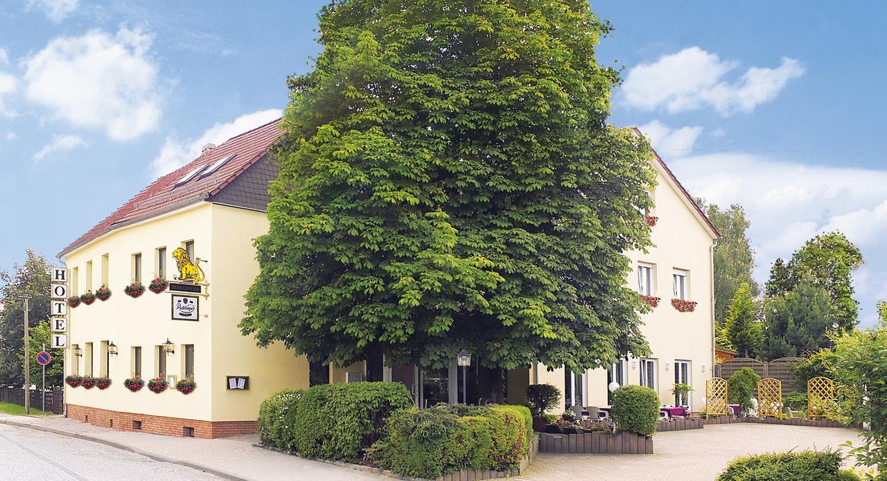 Hotel & Gasthof Zum Loewen Eisenach Exterior photo